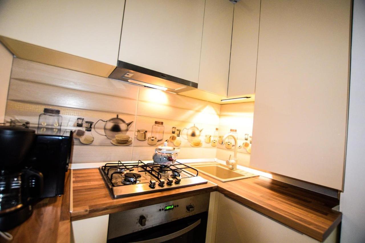 Lakeside Studio Mamaia Central Luaran gambar