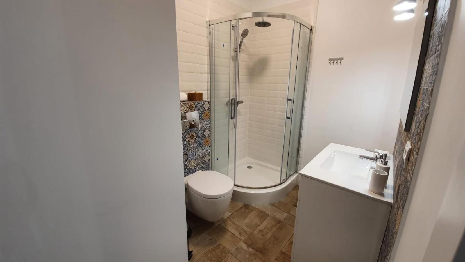 Lakeside Studio Mamaia Central Luaran gambar