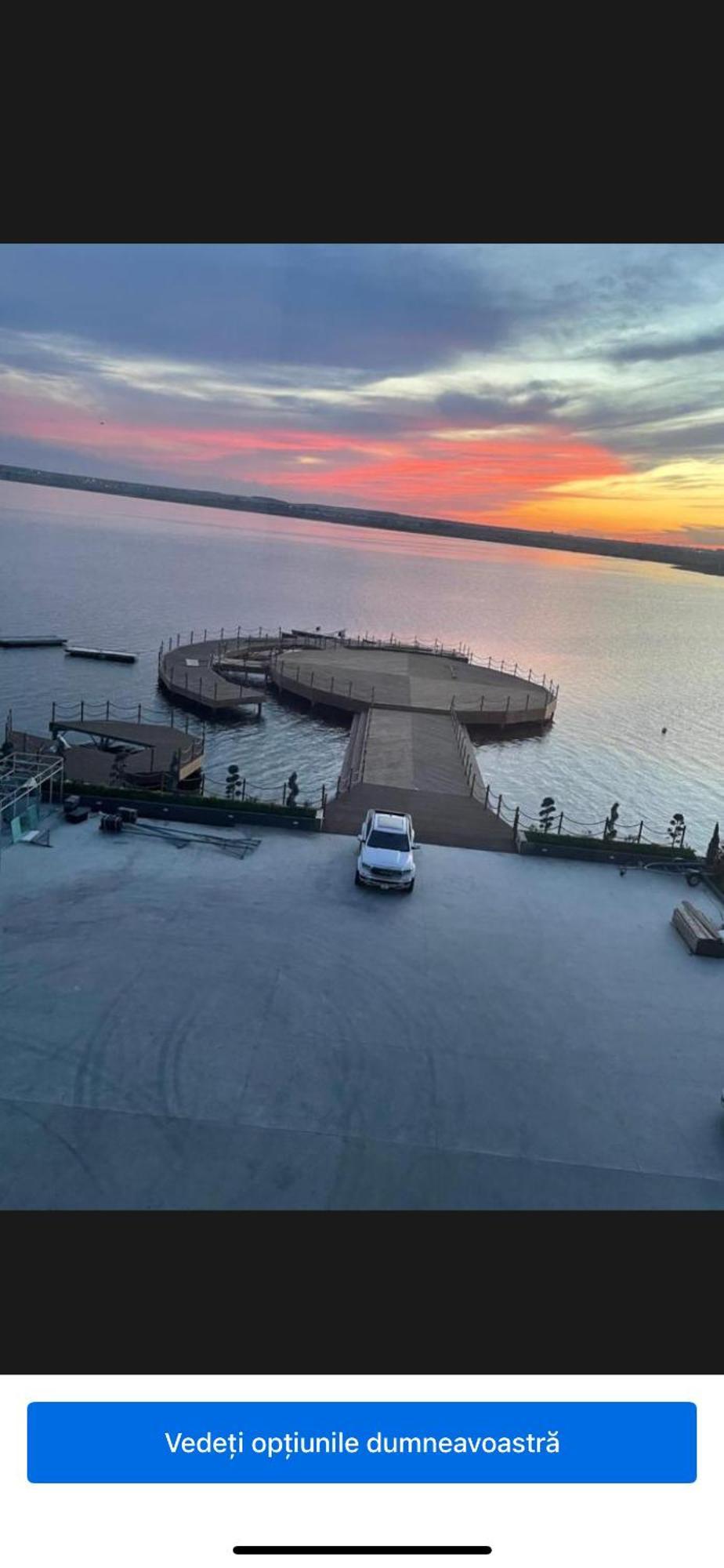 Lakeside Studio Mamaia Central Luaran gambar